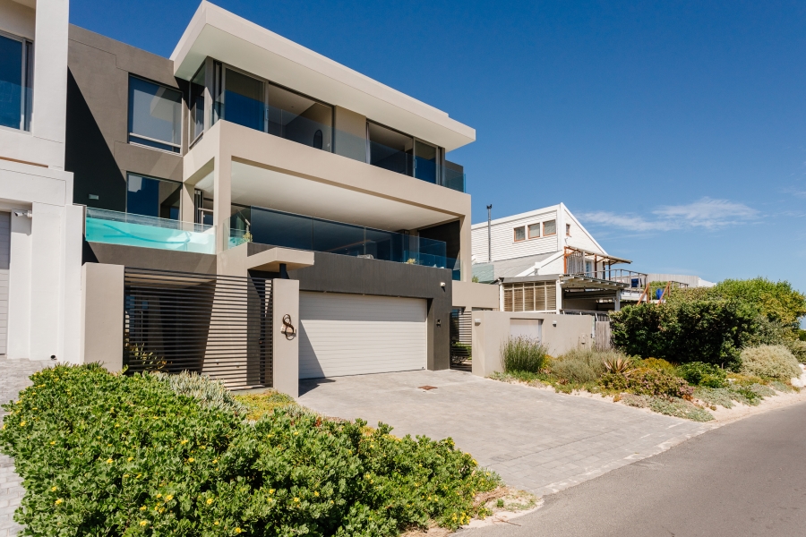 4 Bedroom Property for Sale in Kommetjie Western Cape